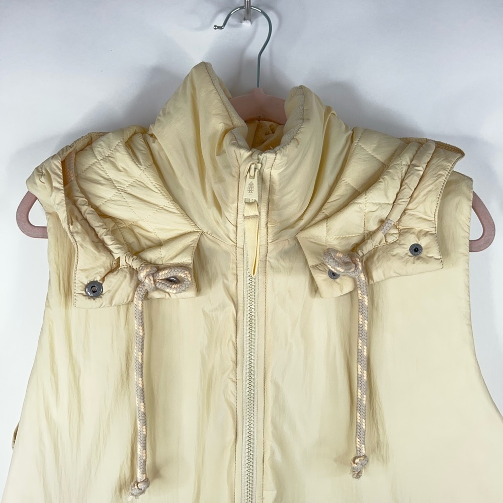 Free People Movement Butter Yellow Cream Vest Hooded Insulated Oversized Large - Picture 2 of 11